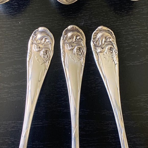 Antique 1904 Set of 6 Community Silver Triple Plus Flower De Luce 7” Spoon - Picture 3 of 7